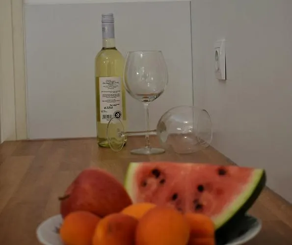 Apartamento Helikon 32 *