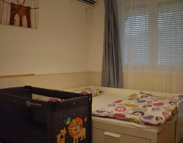 Apartamento Helikon 32 *